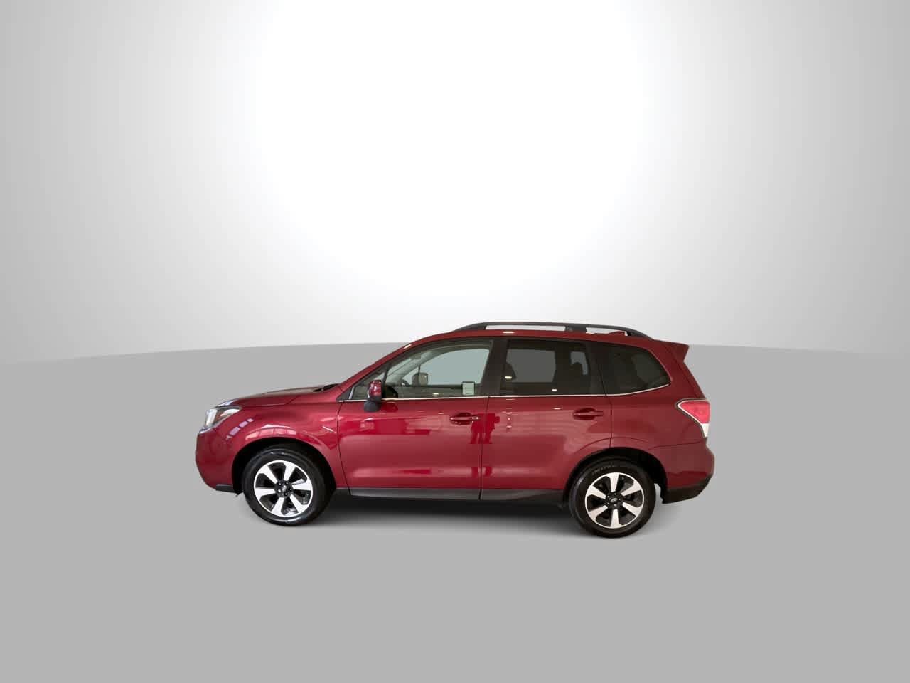 Used 2017 Subaru Forester 2.5i Limited AWD/4WD image 5