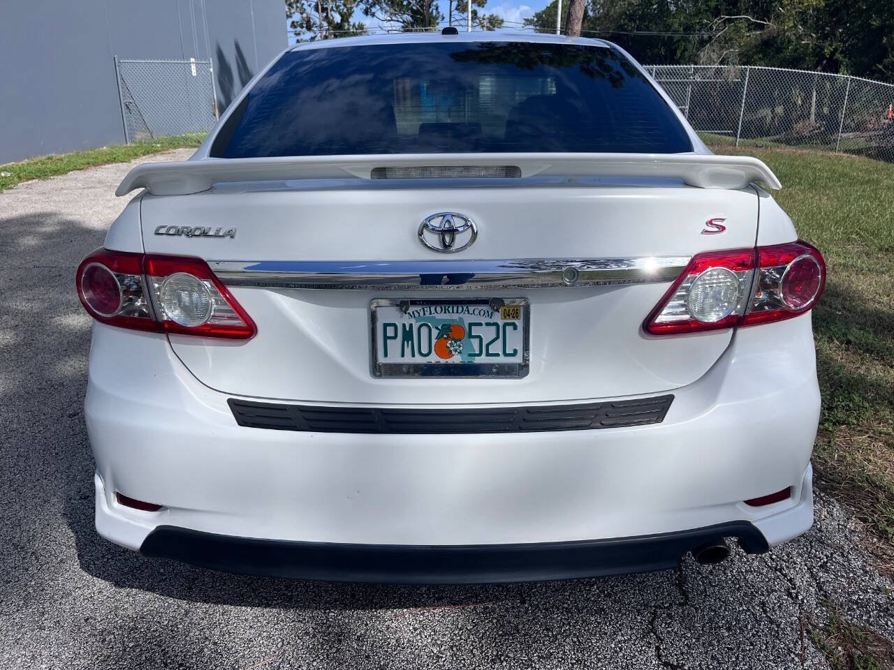 Used 2011 Toyota Corolla S w/ Preferred Accessory Pkg FWD image 6