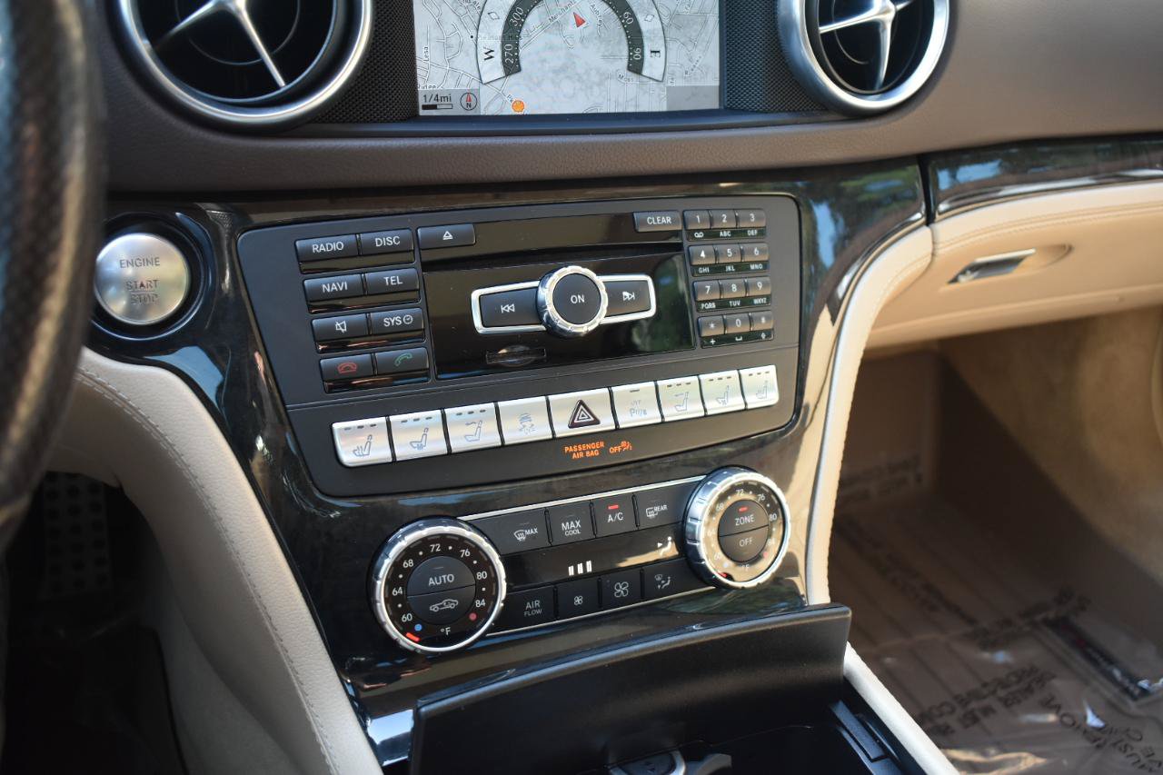 Used 2016 Mercedes-Benz SL 550 image 34