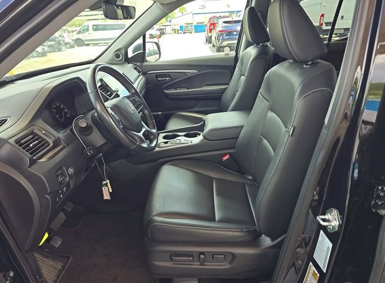 Used 2025 Honda Ridgeline RTL image 5