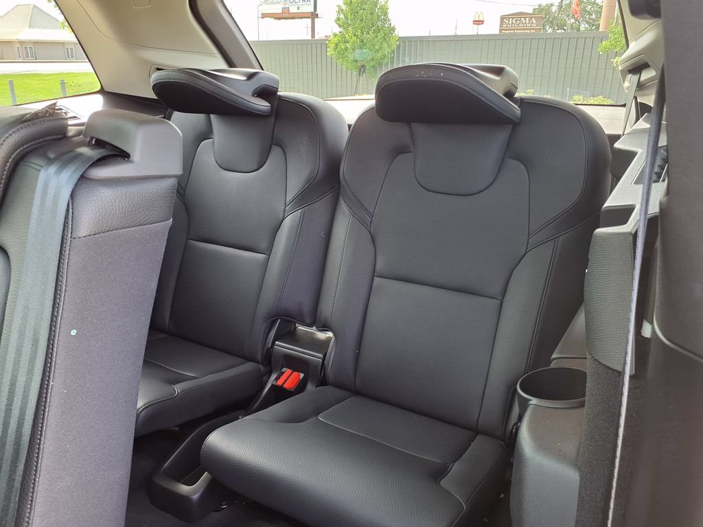 Certified 2023 Volvo XC90 B6 Plus AWD/4WD image 17