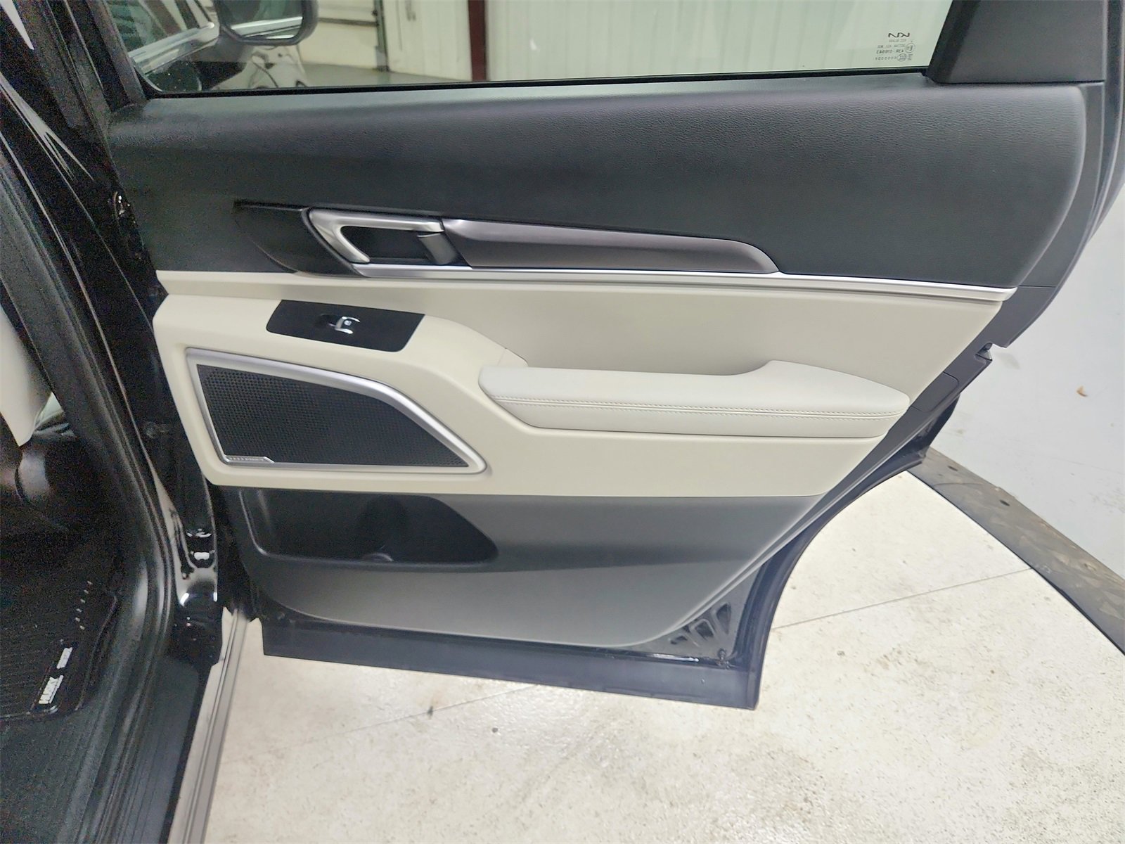 Used 2024 Kia Telluride S w/ S Sunroof Package image 42