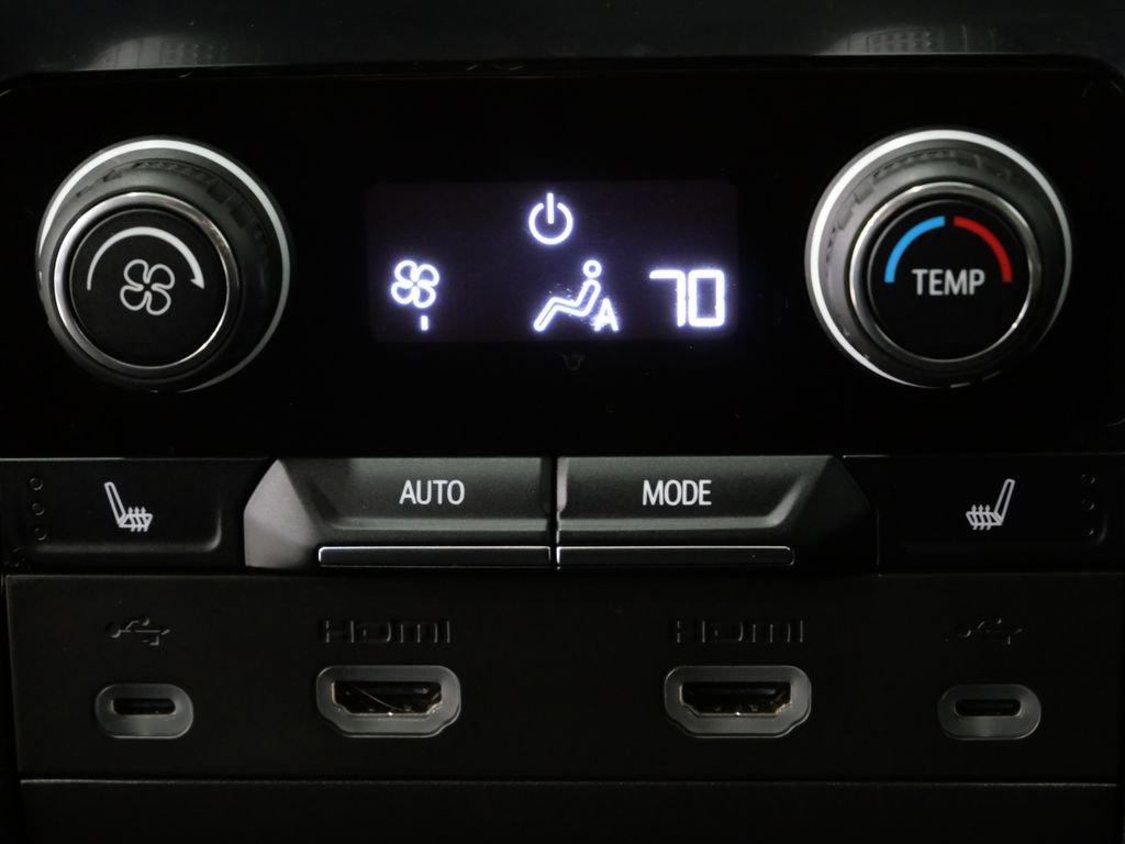 Used 2021 Chevrolet Tahoe High Country w/ Premium Package AWD/4WD image 26
