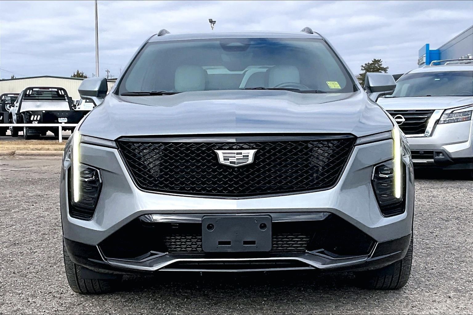 Used 2024 Cadillac XT4 Sport image 3