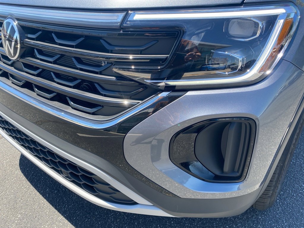 New 2025 Volkswagen Atlas Cross Sport SE image 10