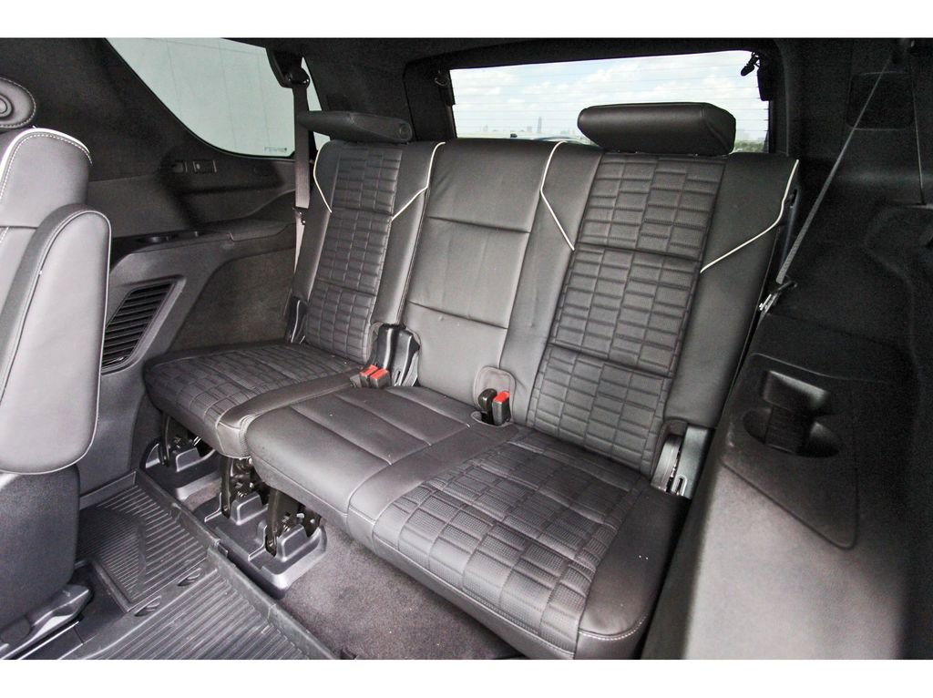 Used 2025 Cadillac Escalade Sport Platinum w/ LPO, ONYX Package image 13