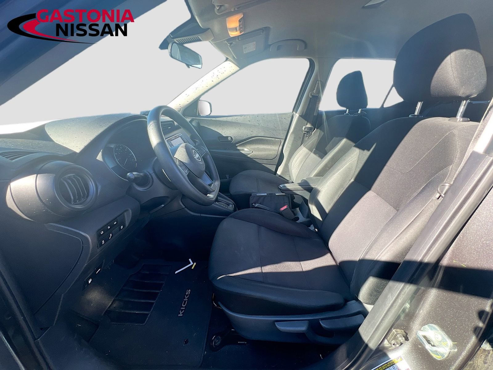 Used 2023 Nissan Kicks S image 26