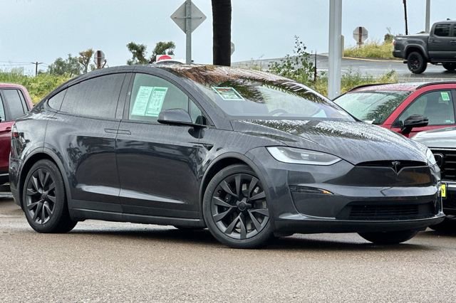 Used 2024 Tesla Model X image 3