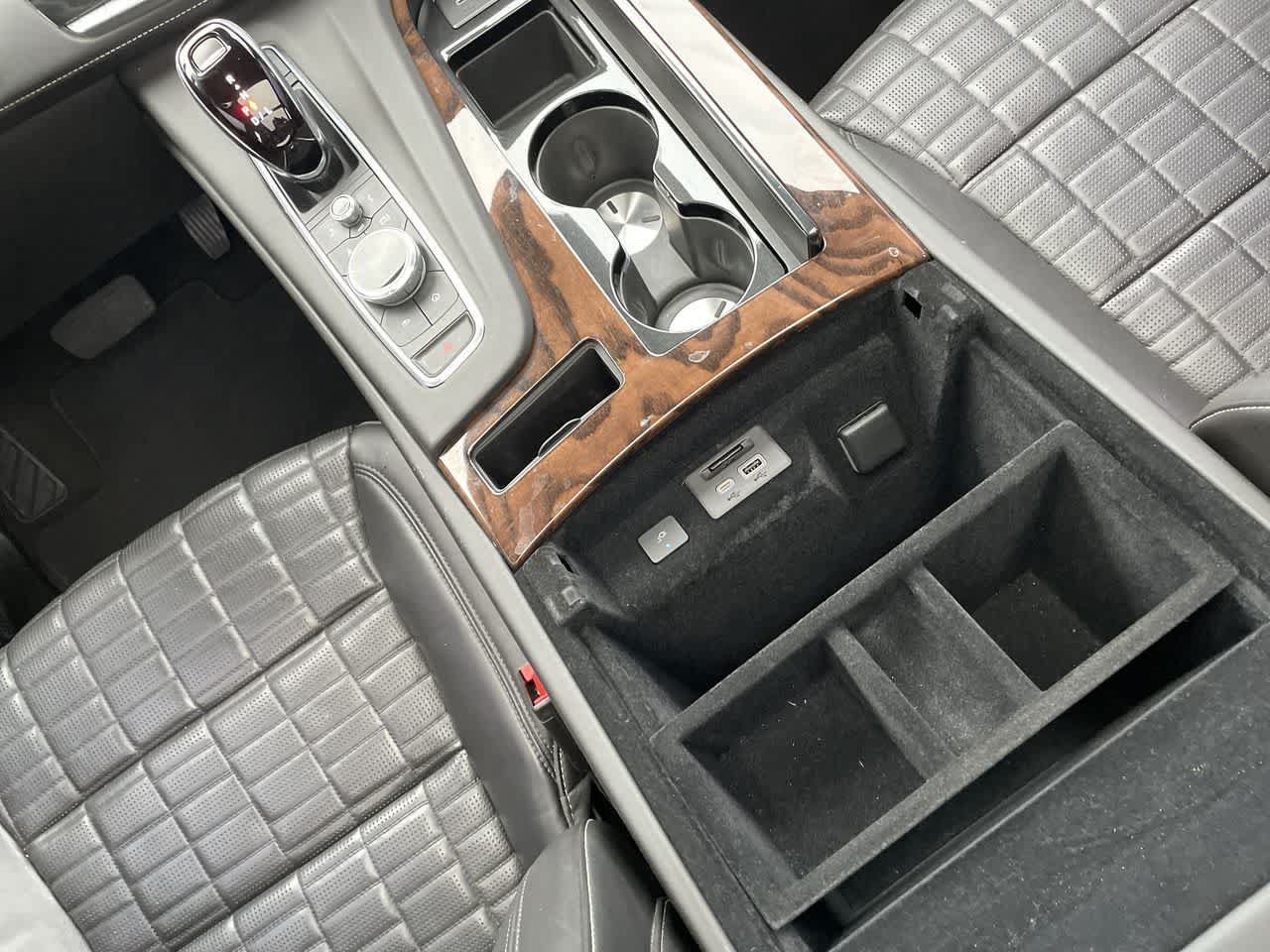 Certified 2022 Cadillac Escalade Sport Platinum w/ LPO, ONYX Package AWD/4WD image 29