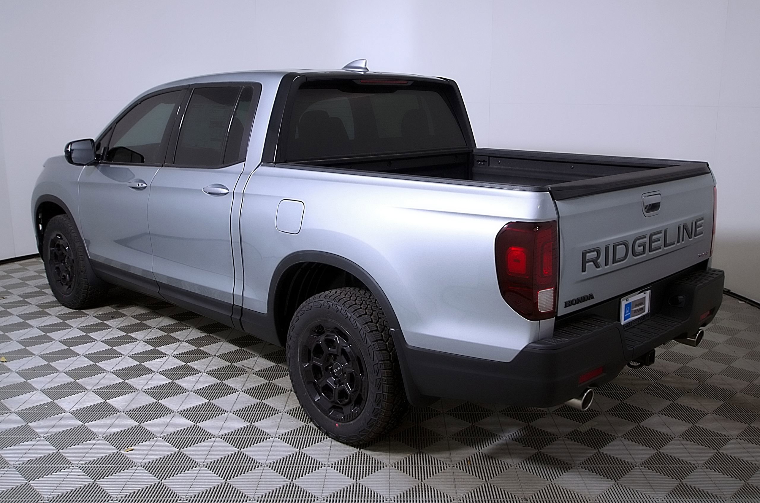 Used 2025 Honda Ridgeline Sport+ image 9