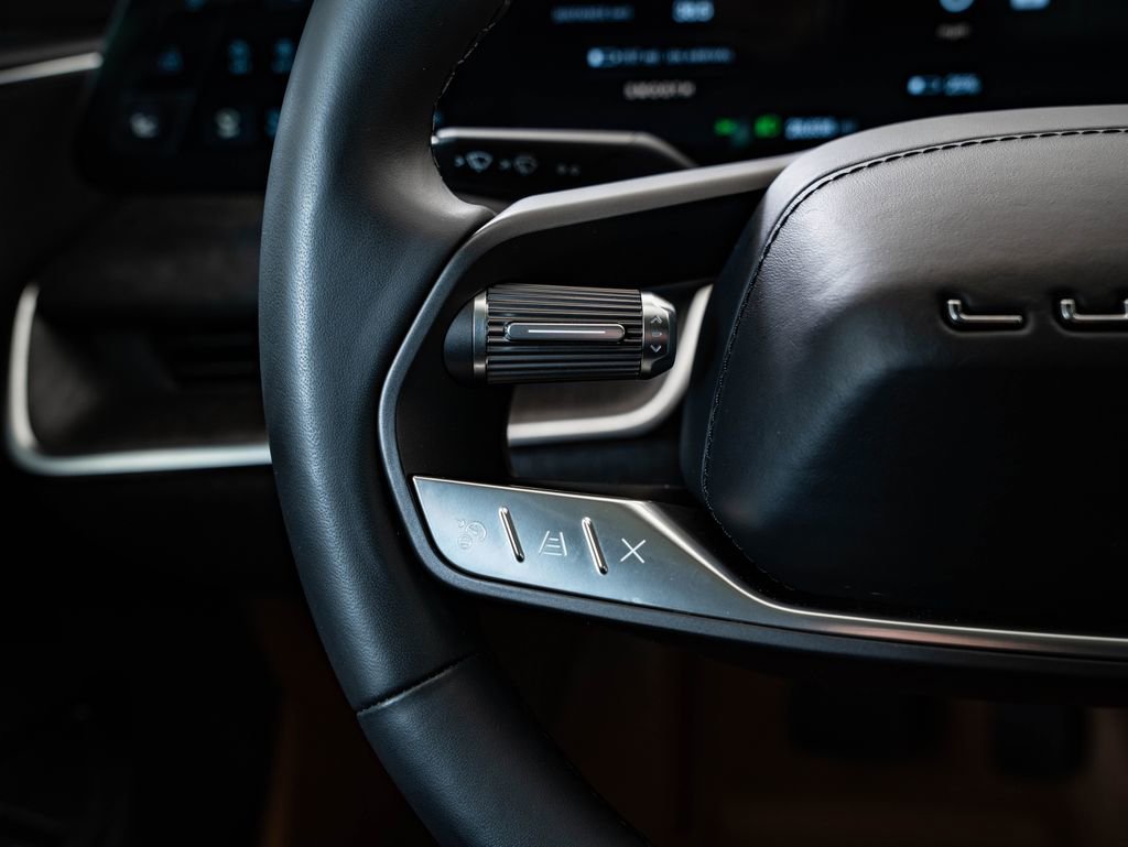 Used 2024 Lucid Air Grand Touring image 27