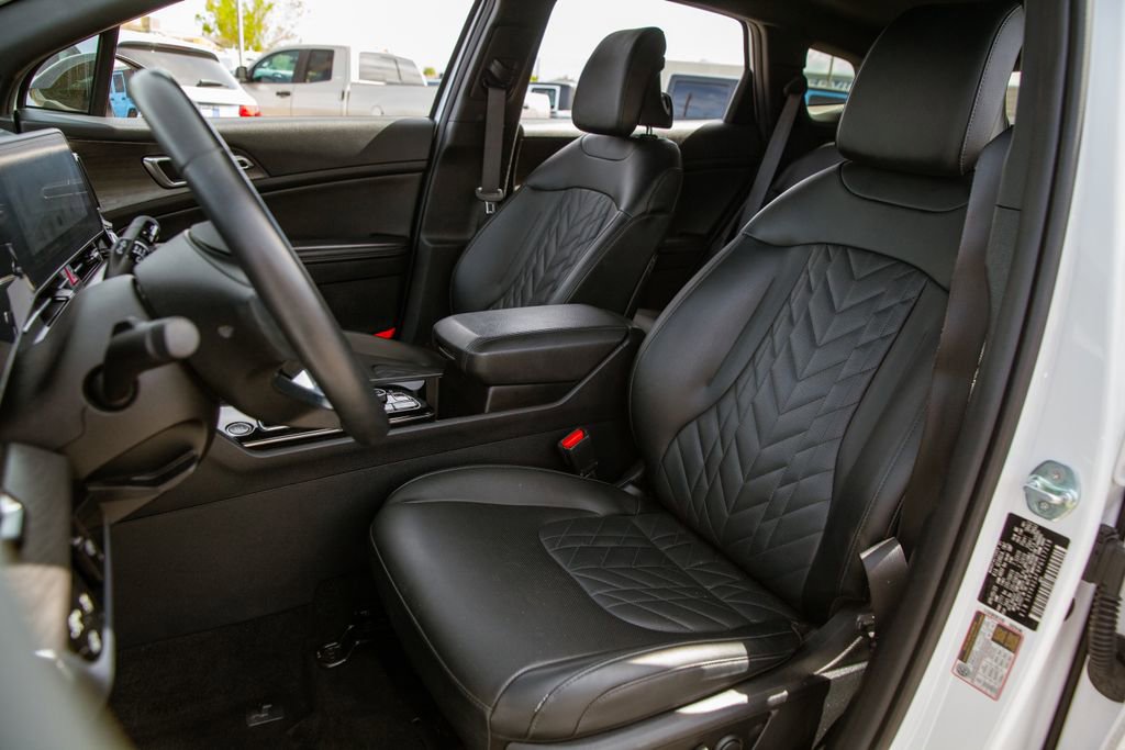 Used 2023 Kia Sportage X-Line w/ X-Line Premium Package image 13