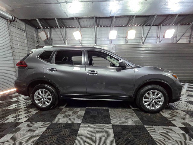 Used 2019 Nissan Rogue SV image 9