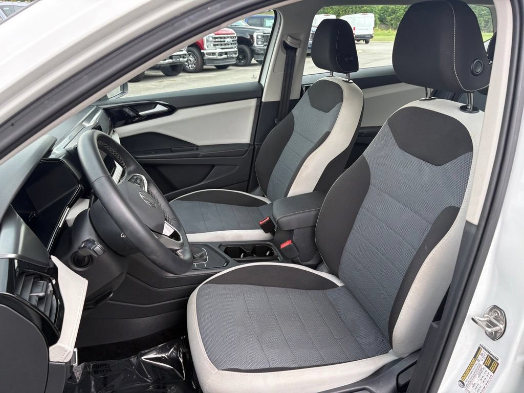 Used 2025 Volkswagen Taos S FWD image 11