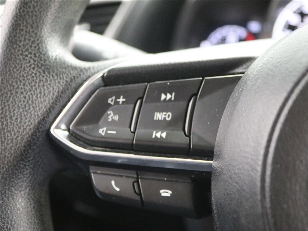 Used 2018 MAZDA MAZDA3 Sport FWD image 21