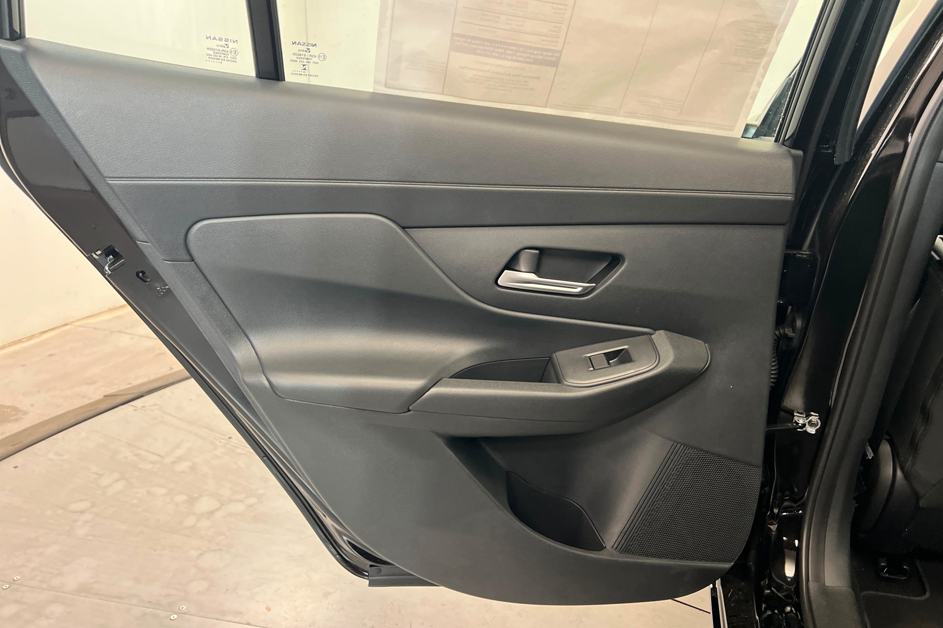 New 2027 Nissan Sentra SV w/ SV Convenience Package FWD image 18