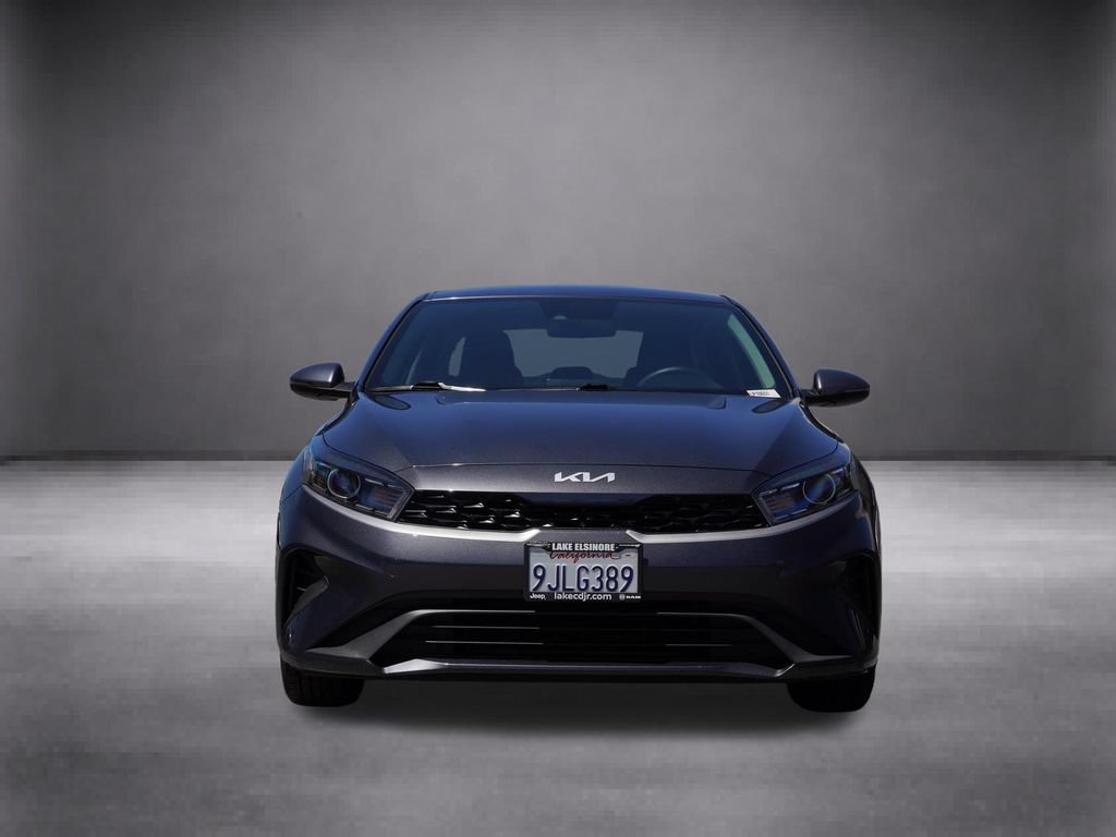 Used 2024 Kia Forte LXS w/ LXS Technology Package FWD image 9