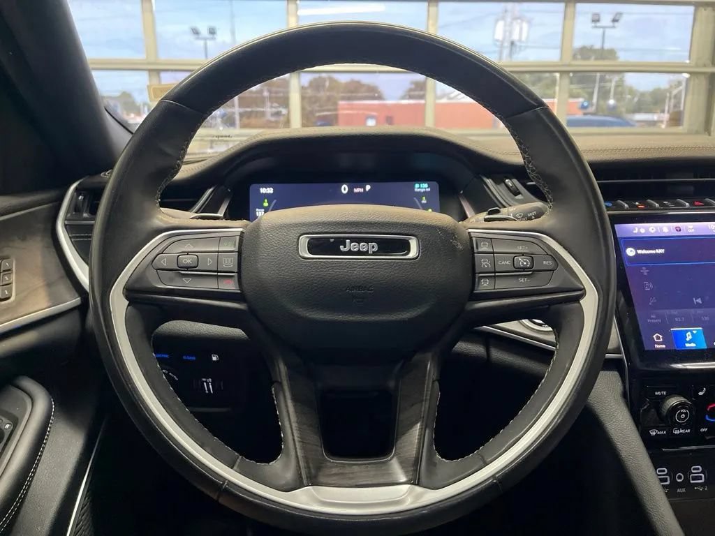 Used 2024 Jeep Grand Cherokee Limited 4xe AWD/4WD image 24