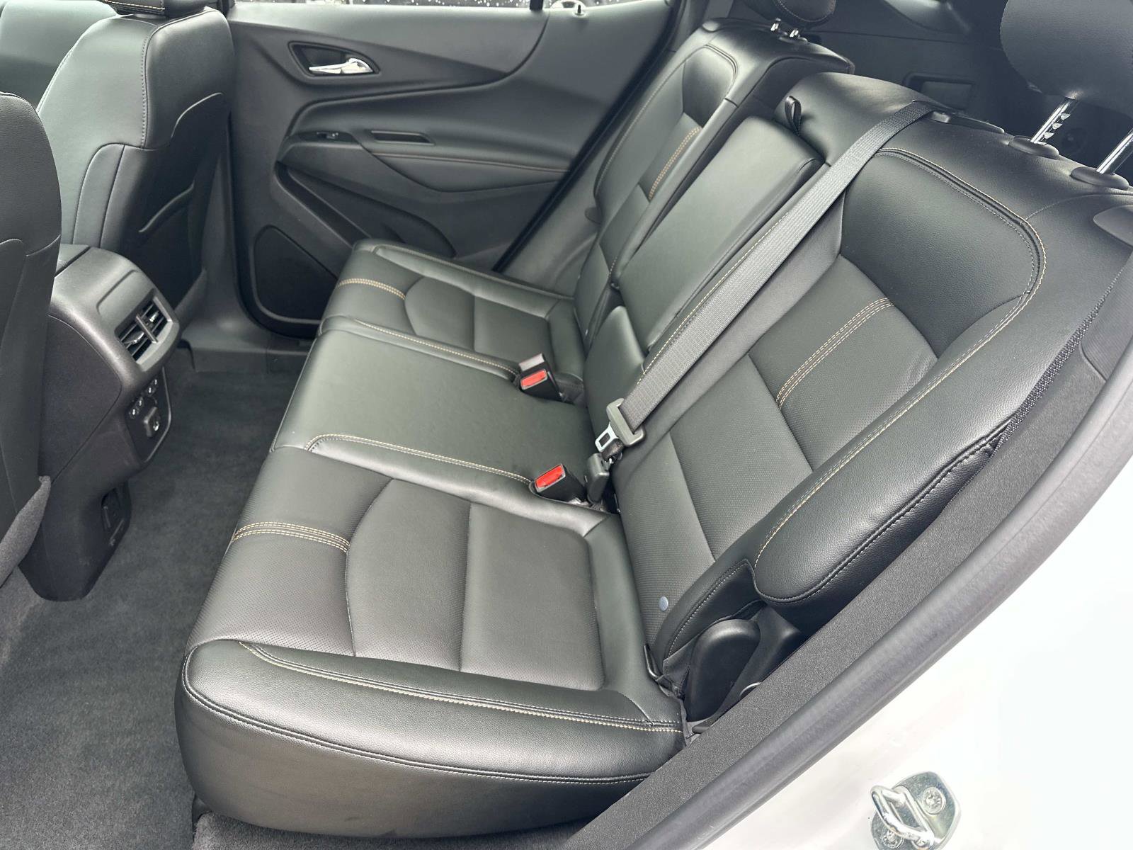 Certified 2024 Chevrolet Equinox Premier image 11