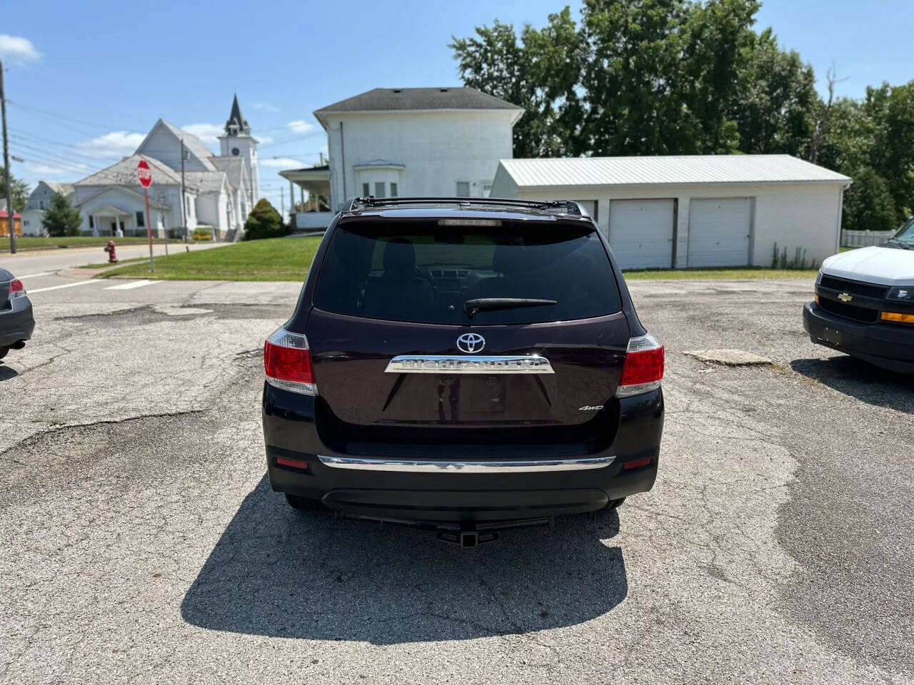 Used 2011 Toyota Highlander Limited w/ Tow Pkg AWD/4WD image 7