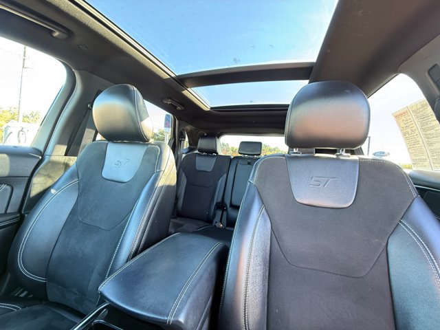 Used 2019 Ford Edge ST w/ Equipment Group 401A AWD/4WD image 29