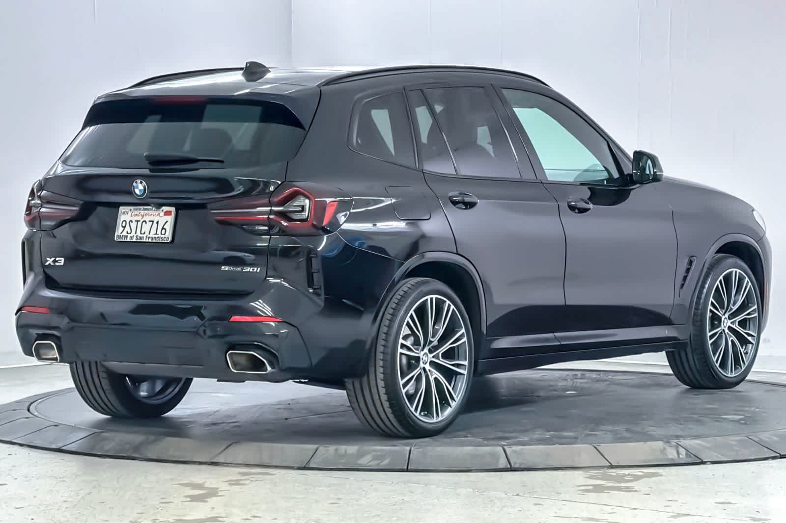 Used 2022 BMW X3 sDrive30i w/ M Sport Package RWD image 2