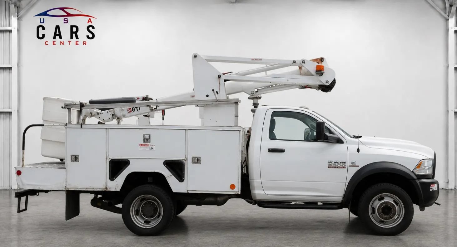 Used 2015 RAM 5500 Tradesman w/ Cold Weather Group AWD/4WD image 2
