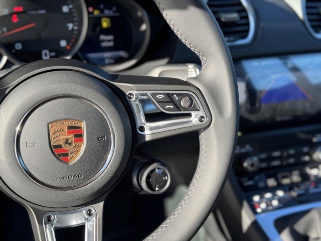 New 2025 Porsche 718 Cayman image 17