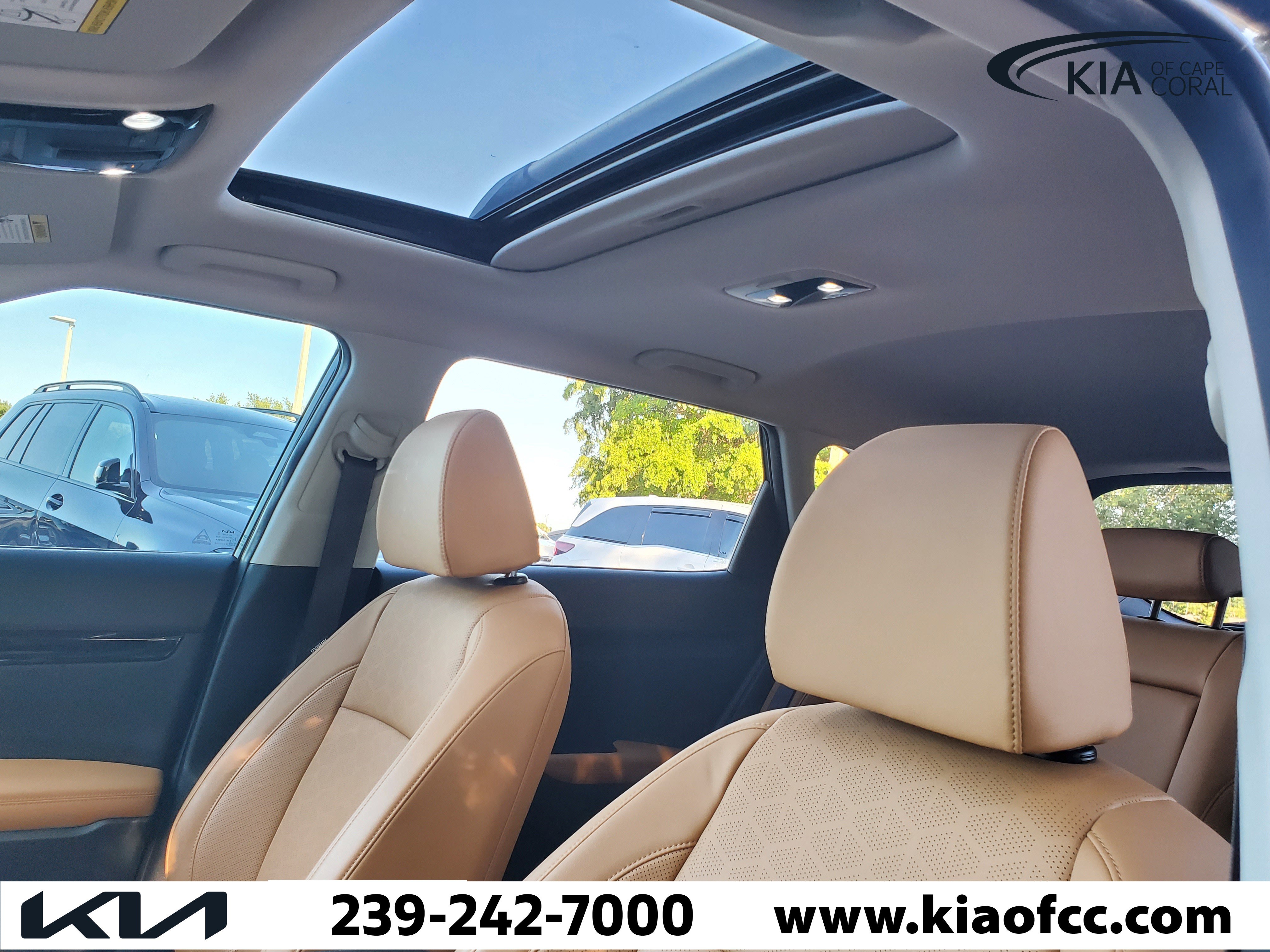 Used 2024 Kia Seltos SX w/ SX Sunroof Package AWD/4WD image 22