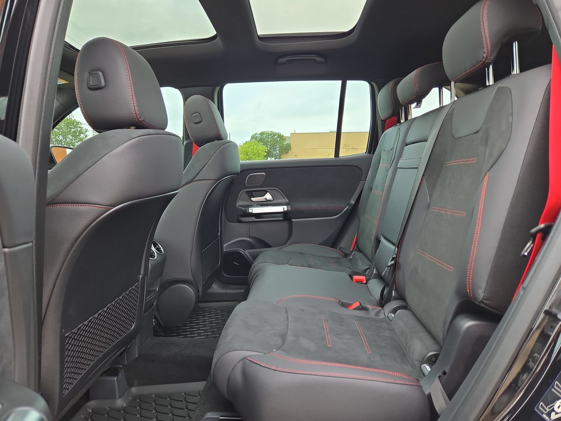 New 2026 Mercedes-Benz GLB 35 AMG 4MATIC image 13