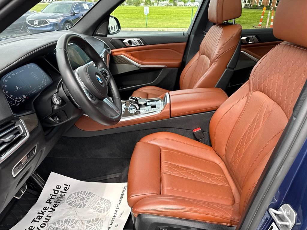 Used 2023 BMW X5 M50i AWD/4WD image 29