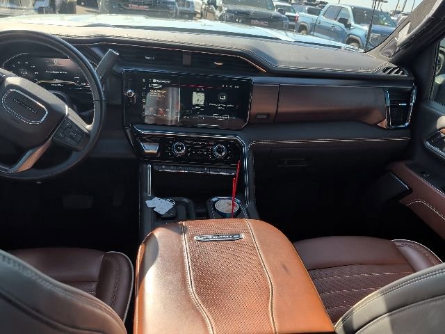 Certified 2025 GMC Sierra 2500 Denali Ultimate image 13