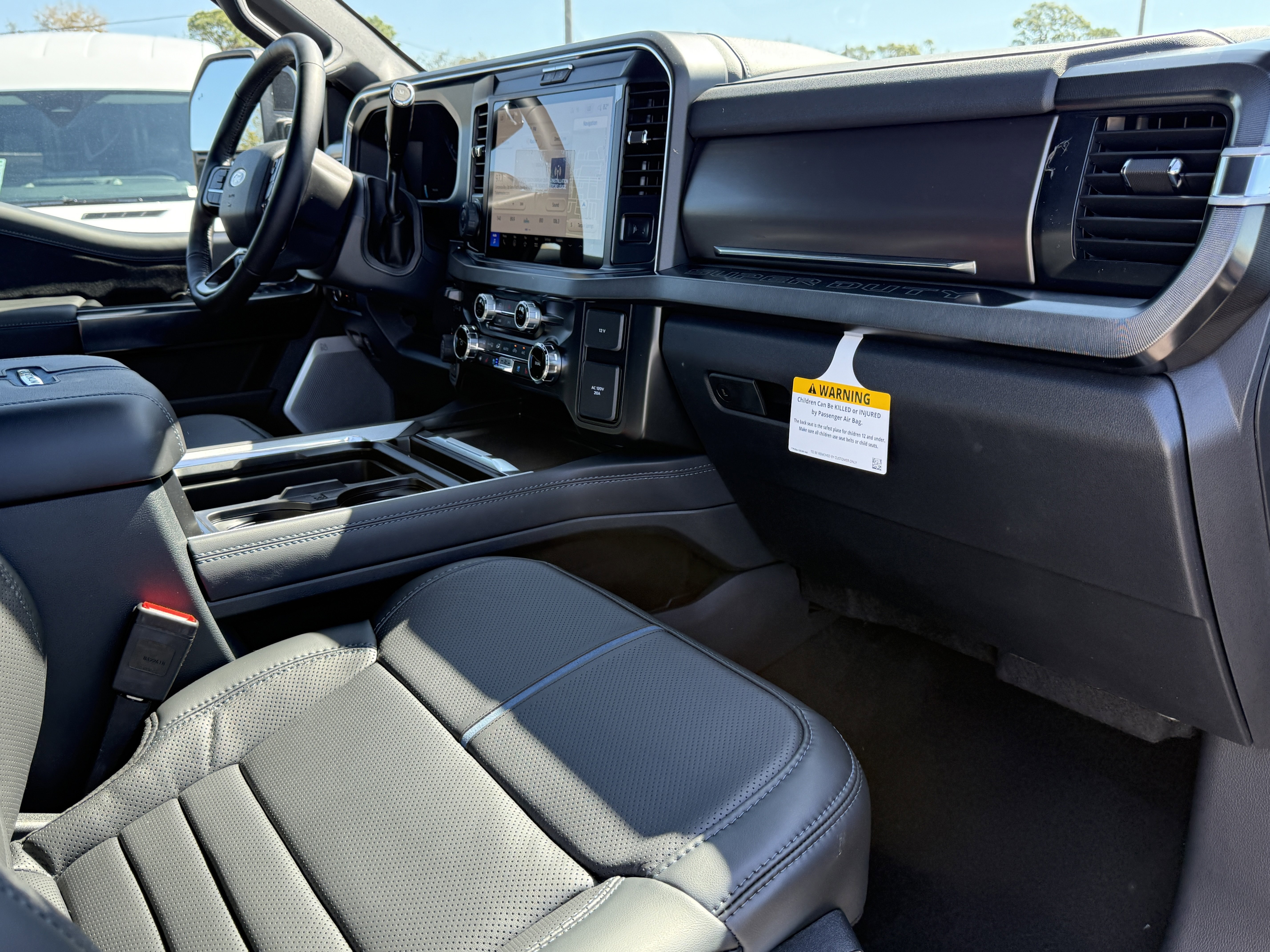 New 2026 Ford F250 Platinum w/ Tremor Off-Road Package AWD/4WD image 10