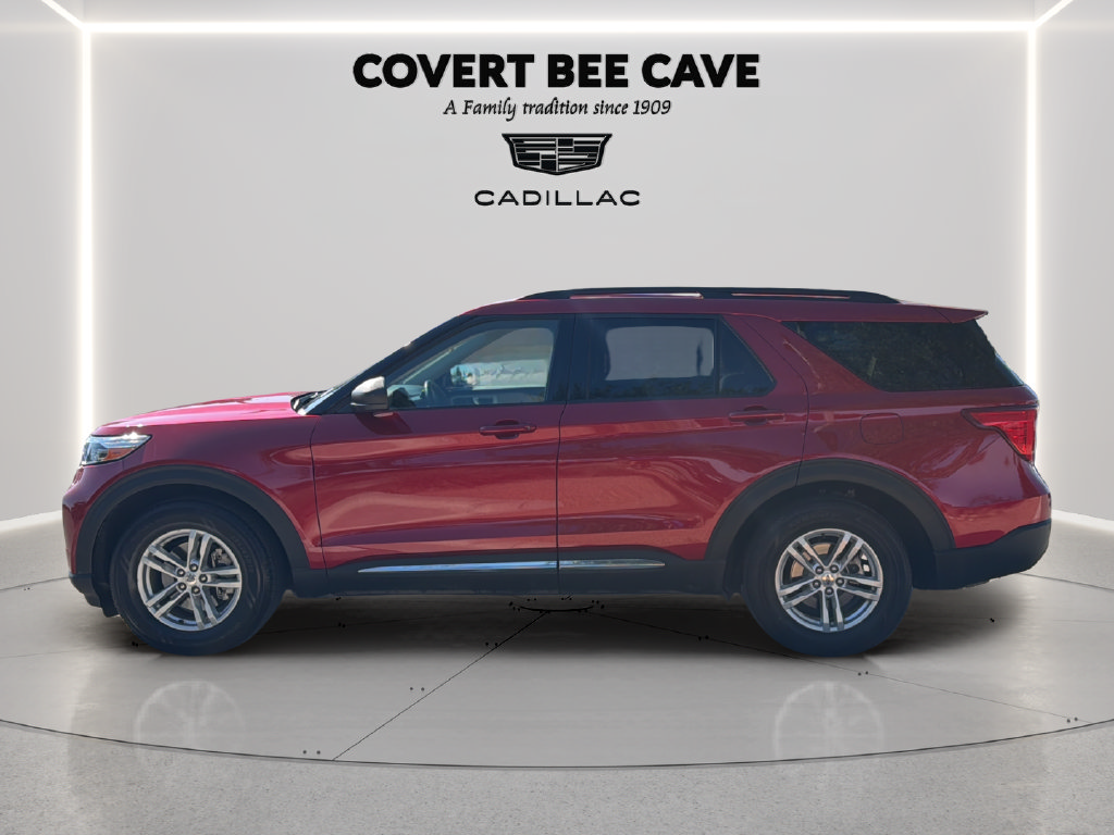 Used 2022 Ford Explorer XLT w/ Equipment Group 202A RWD image 4