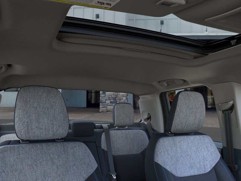 New 2025 Ford Maverick XLT w/ XLT Luxury Package image 13