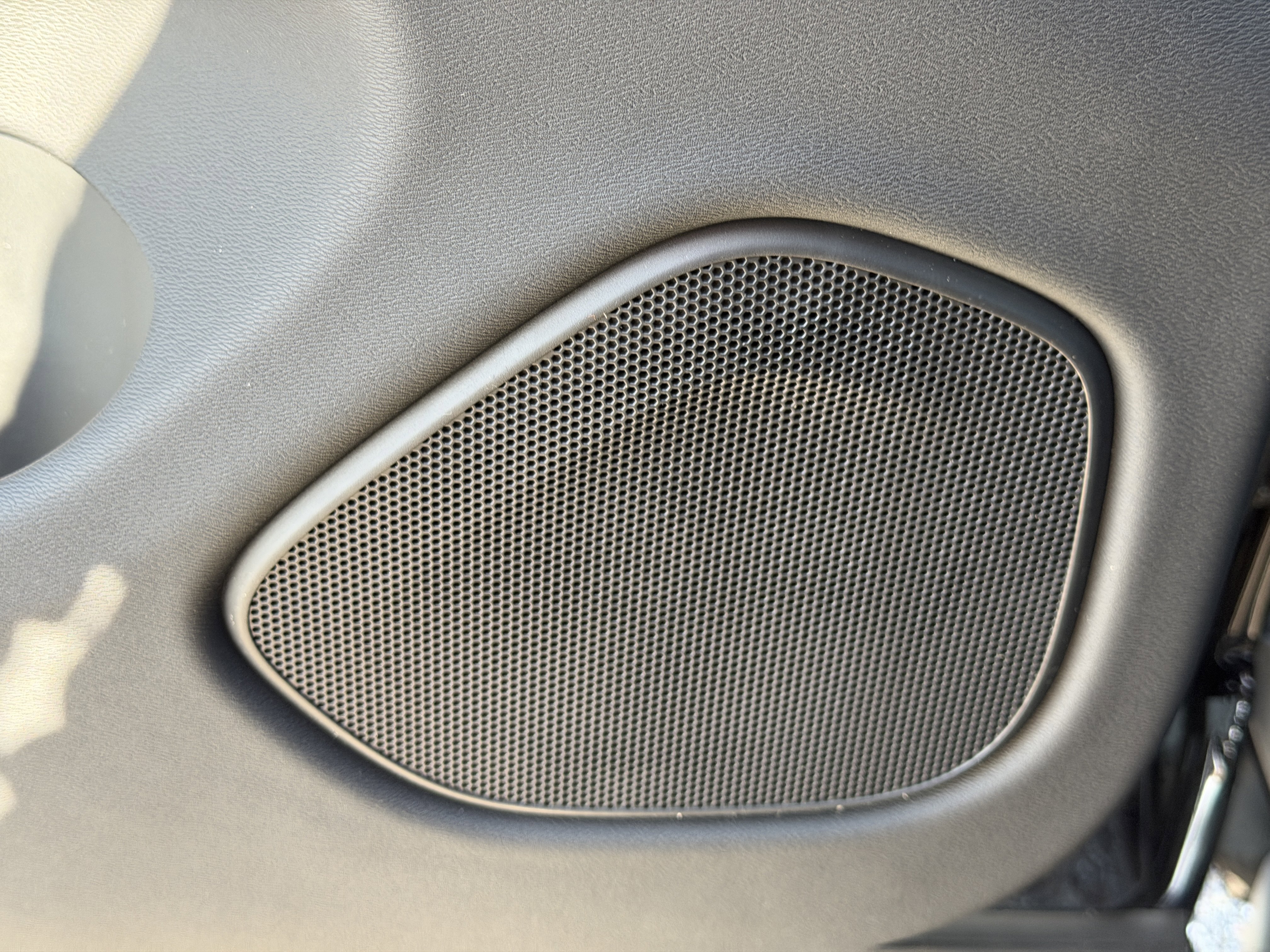 New 2026 Volvo XC60 B5 Core image 18