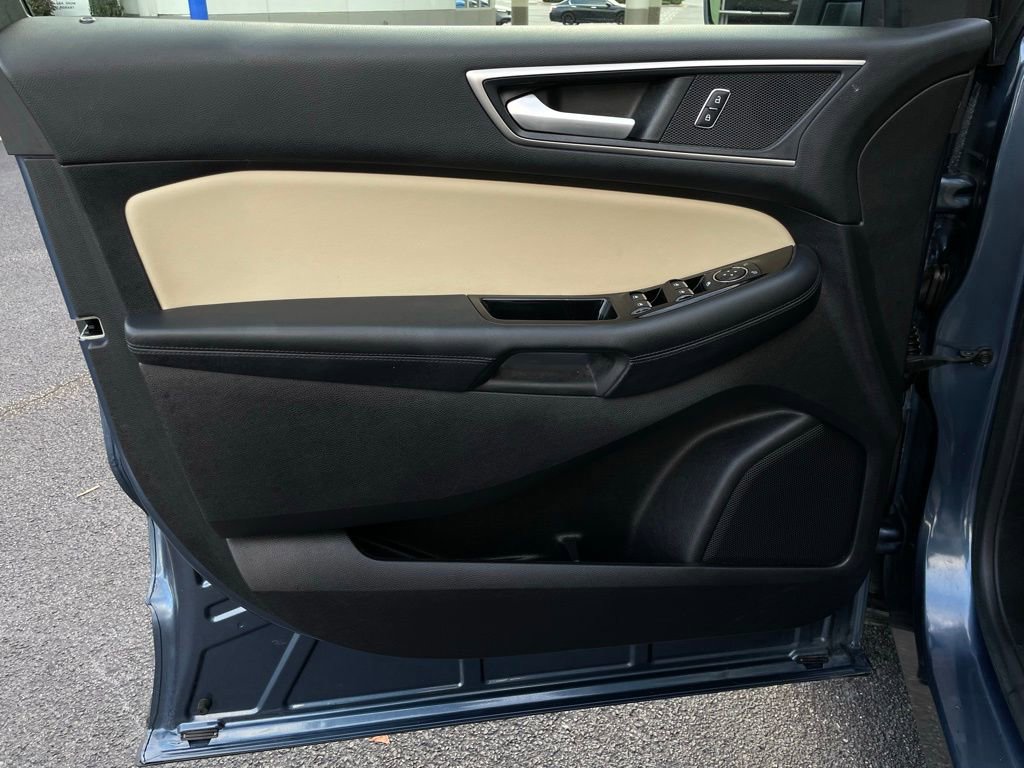 Used 2019 Ford Edge SEL w/ Equipment Group 201A image 26
