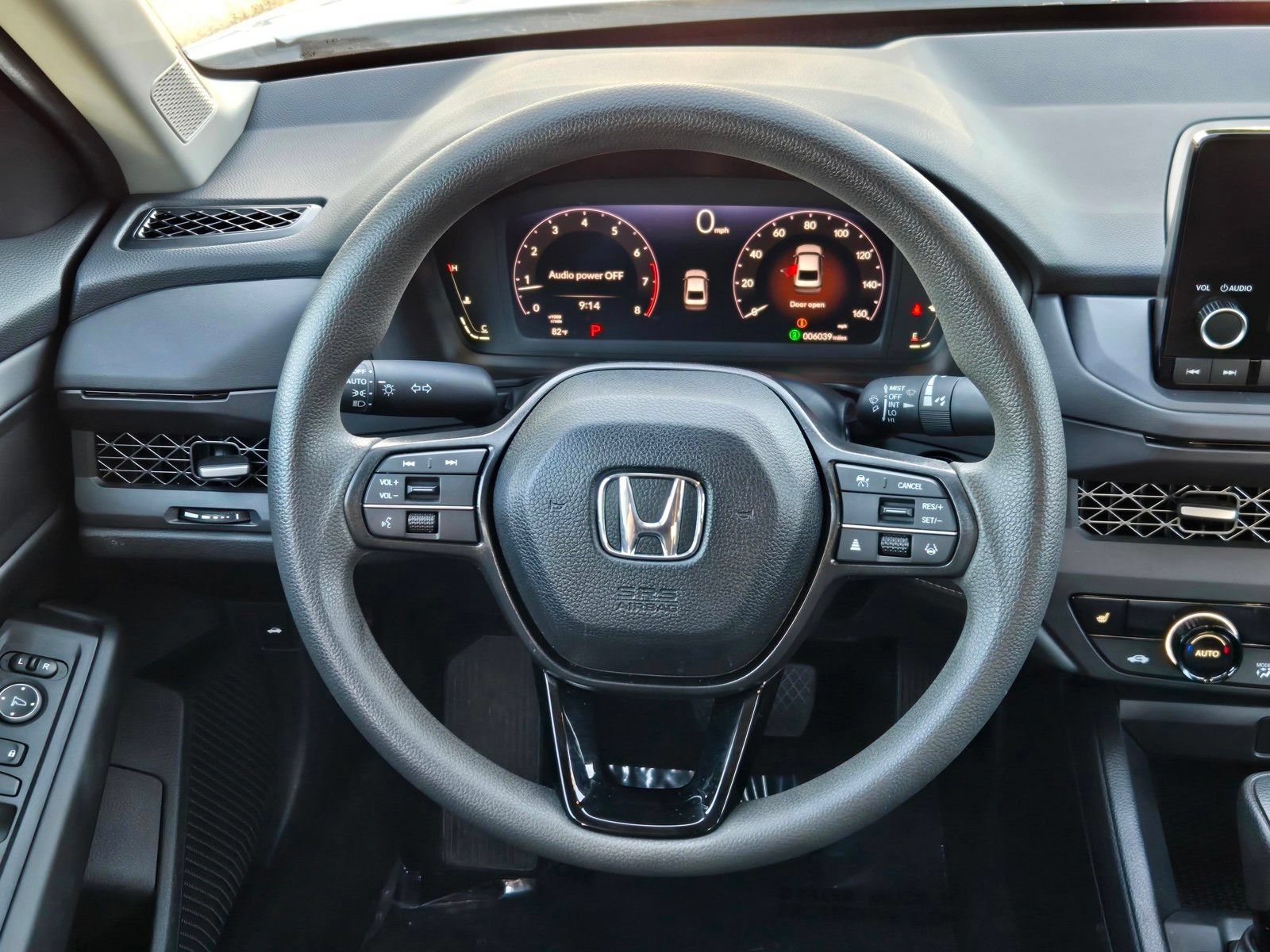 Used 2025 Honda Accord SE image 15