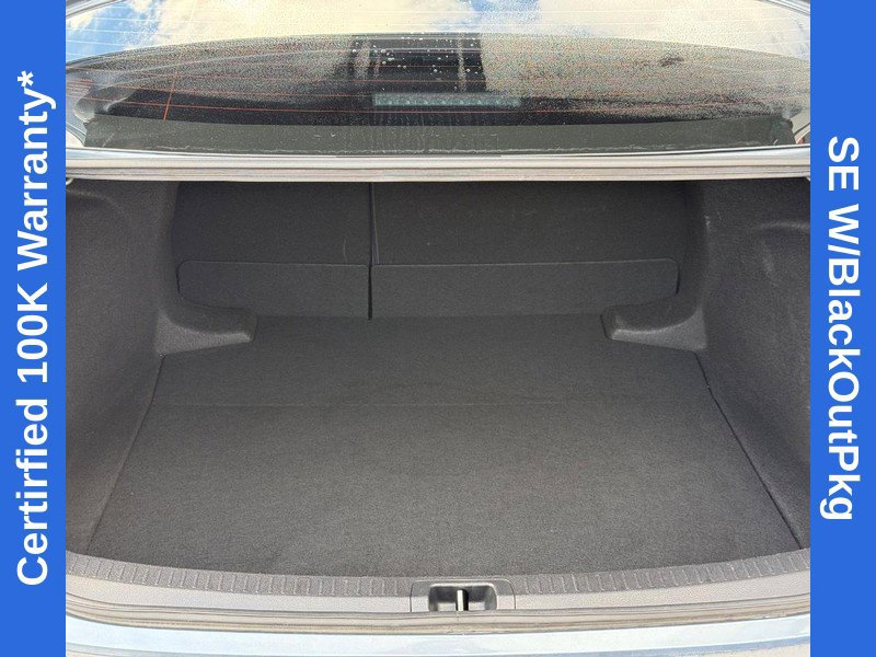 Used 2023 Toyota Corolla SE FWD image 9