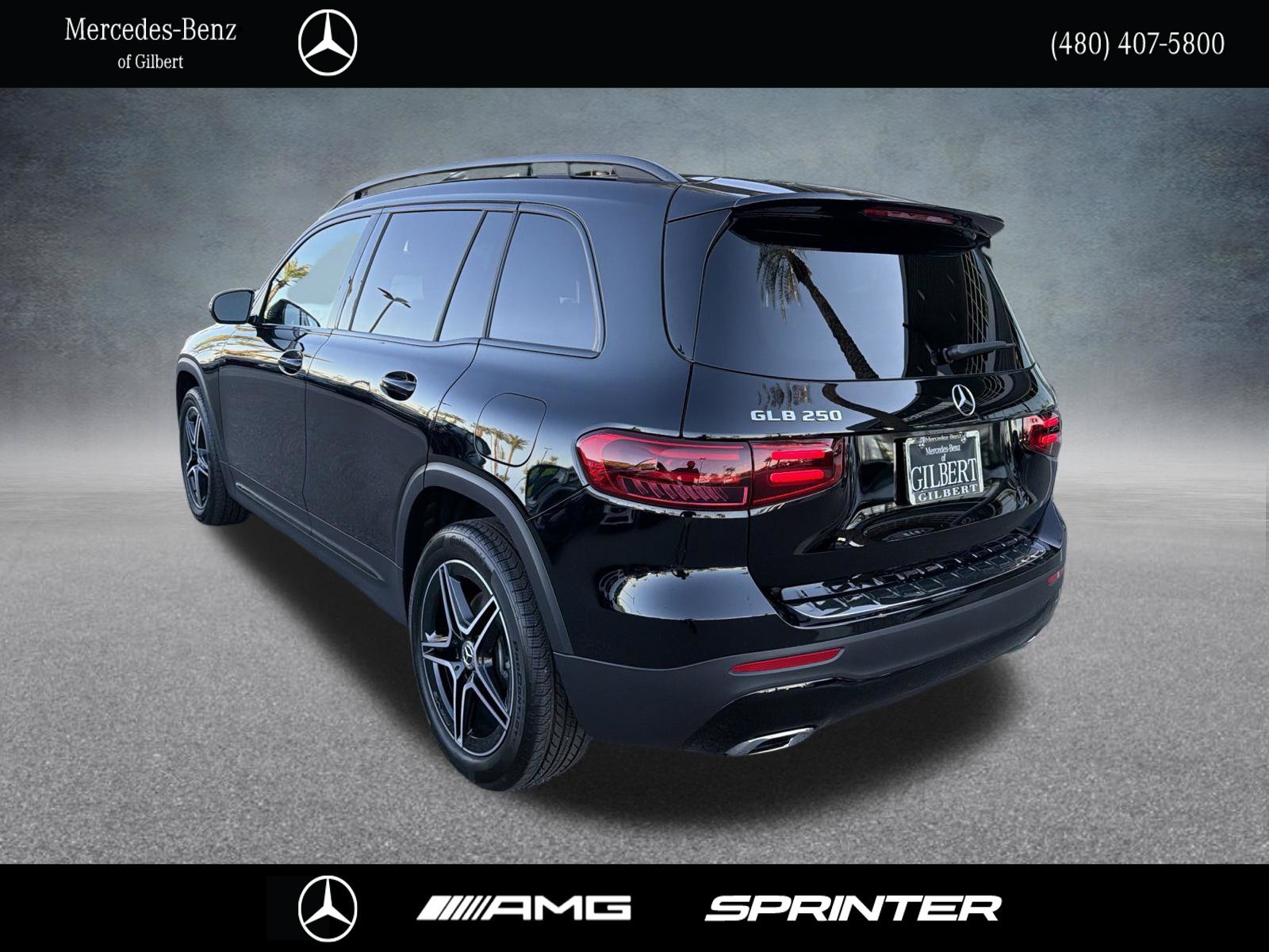 Used 2026 Mercedes-Benz GLB 250 image 3