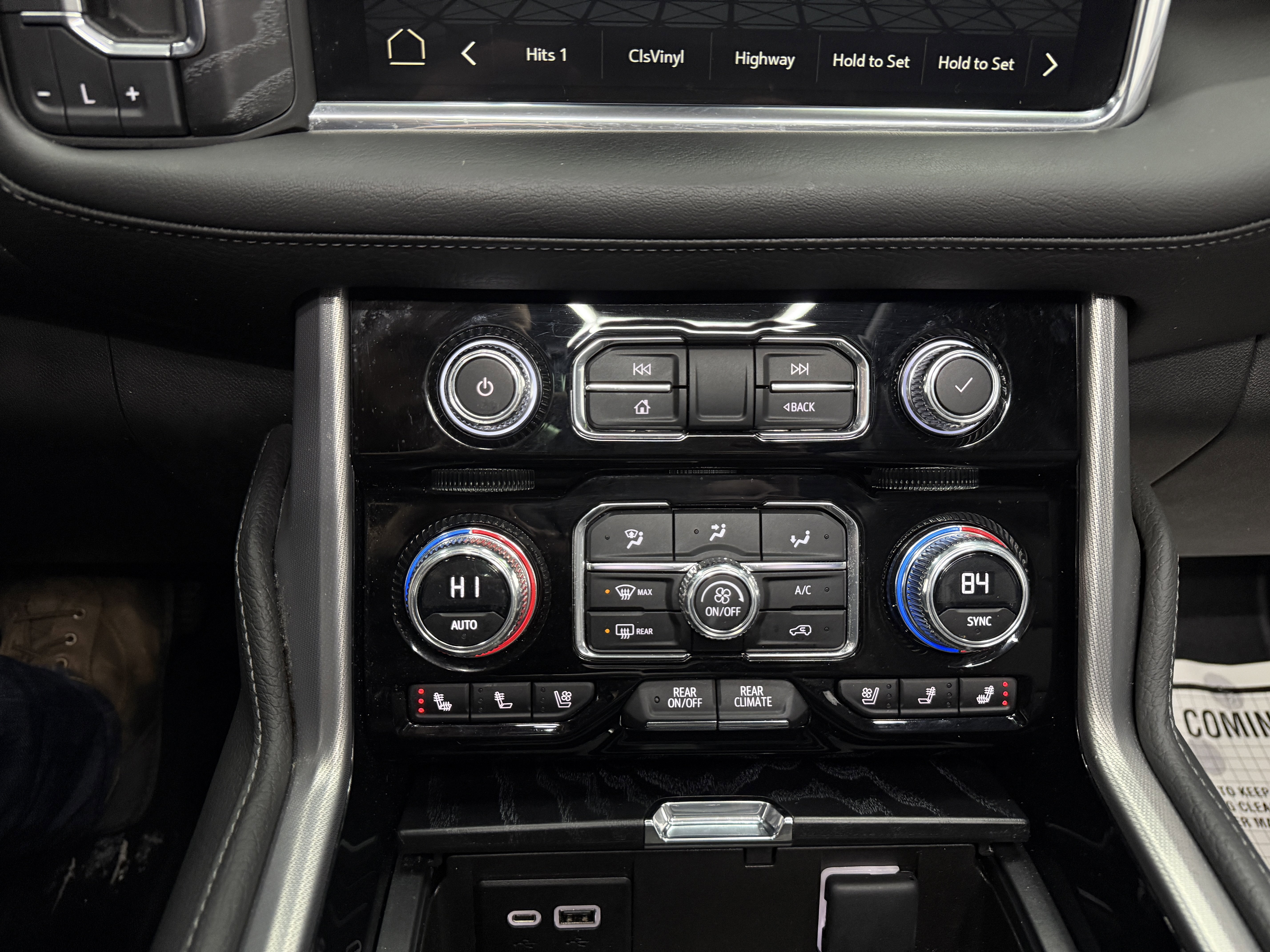 Used 2023 GMC Yukon Denali image 23