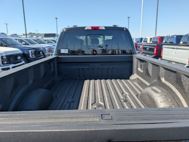 New 2027 Ford F350 Lariat w/ Black Appearance Package AWD/4WD image 10