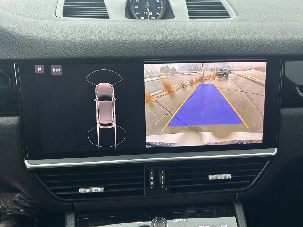 Used 2021 Porsche Cayenne E-Hybrid image 21