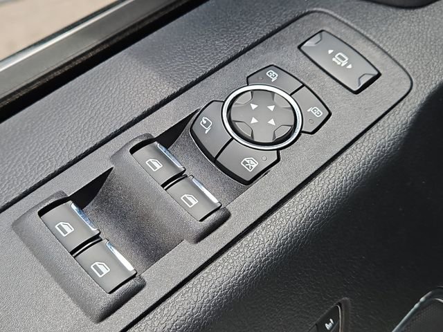 Used 2021 Ford F250 Platinum w/ FX4 Off-Road Package image 23