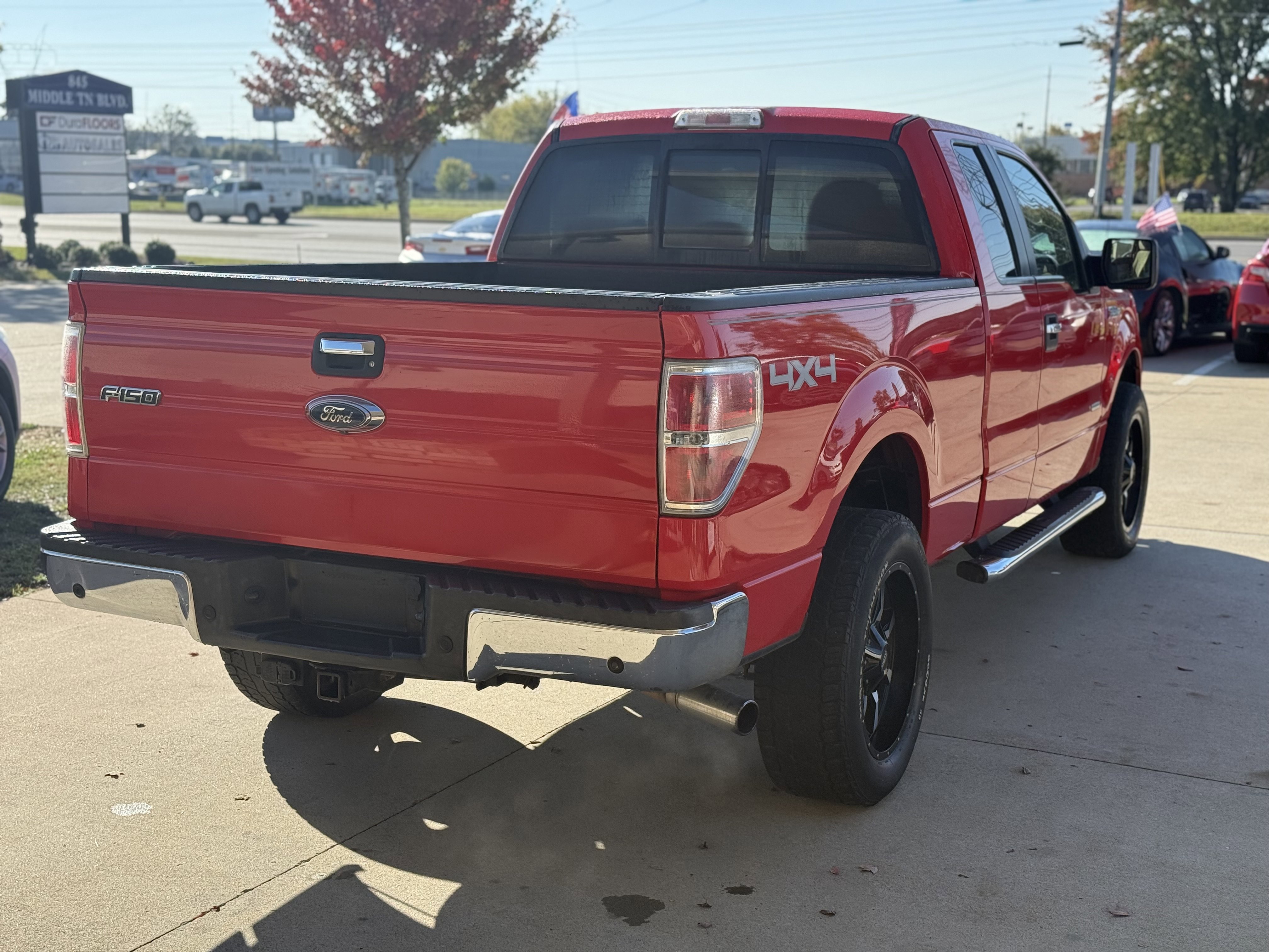 Used 2014 Ford F150 XLT w/ Equipment Group 302A Luxury image 7