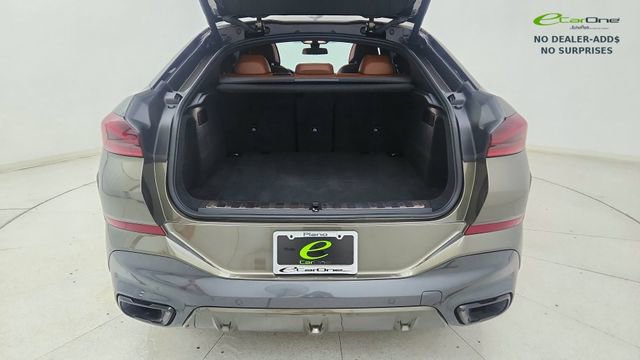 Used 2022 BMW X6 xDrive40i w/ Executive Package AWD/4WD image 14