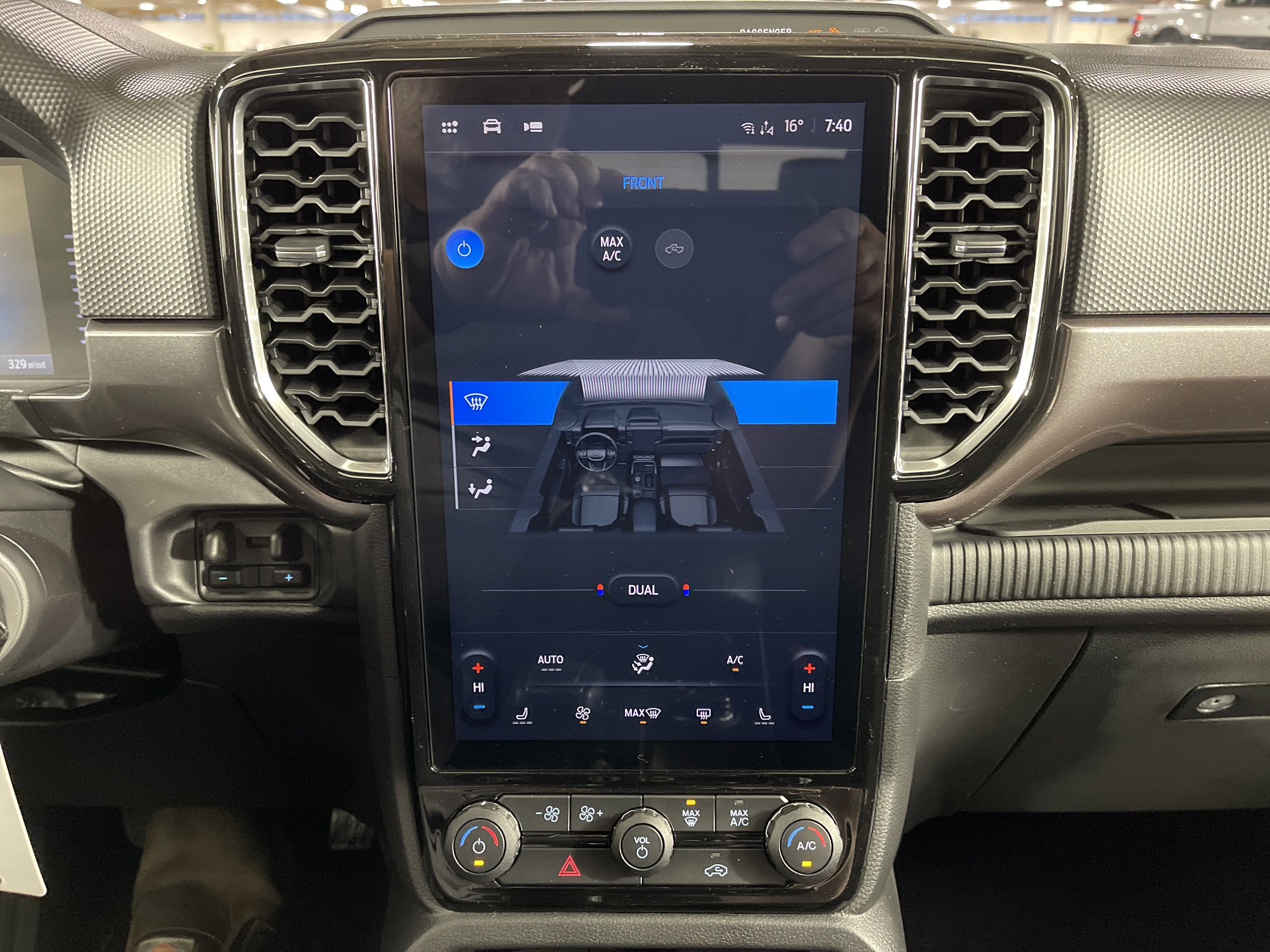 New 2025 Ford Ranger XLT image 25