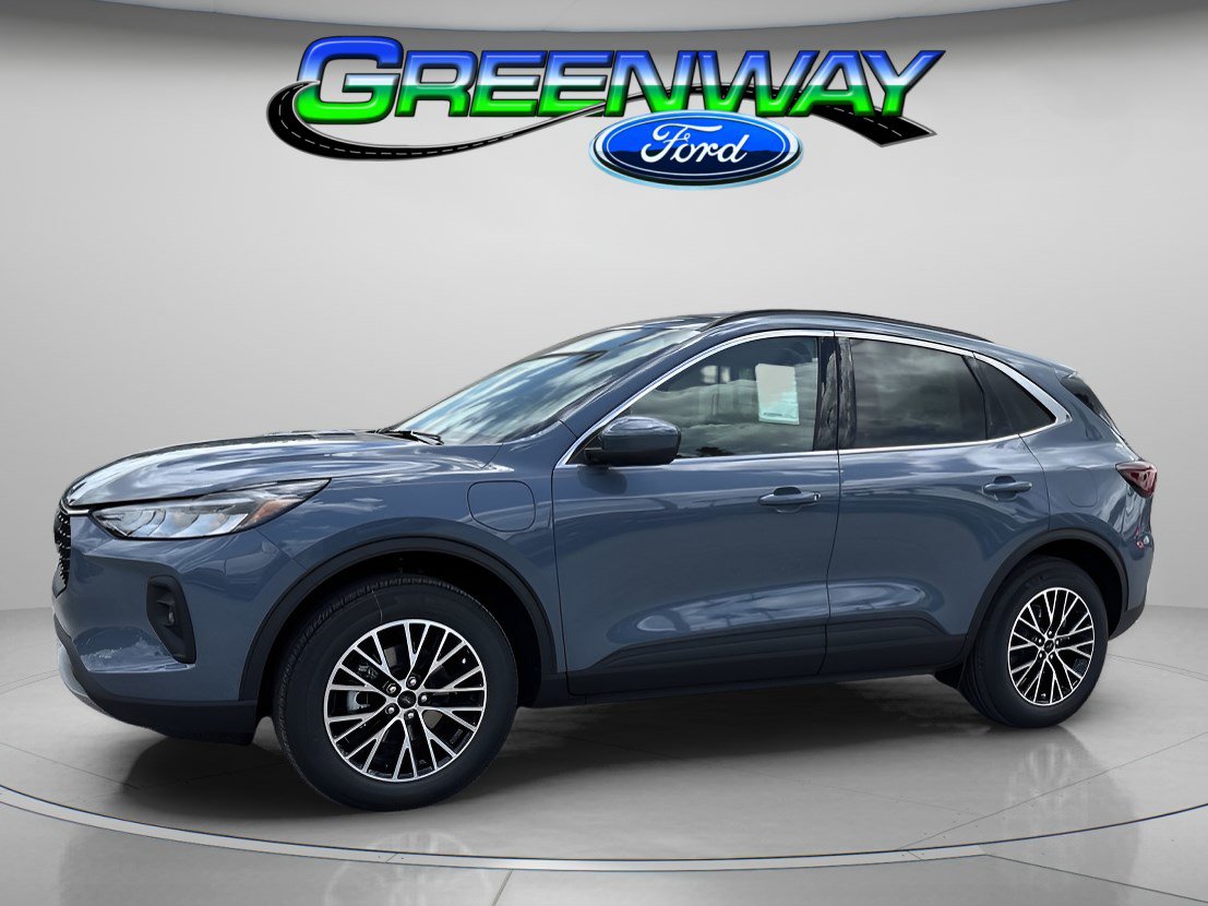 New 2025 Ford Escape SE