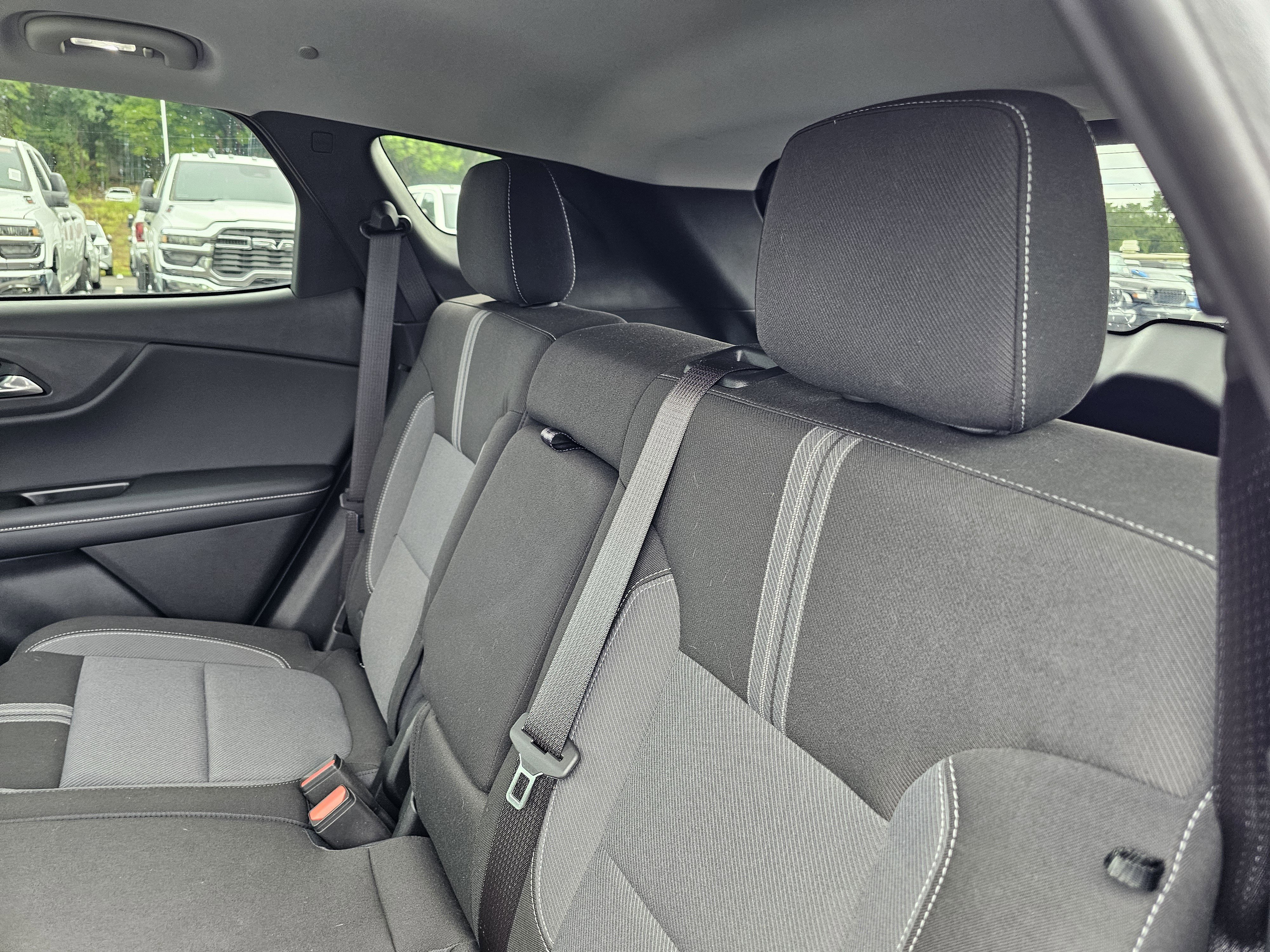 Used 2024 Chevrolet Blazer LT w/ Convenience Package FWD image 32