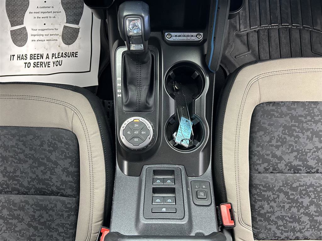 Used 2022 Ford Bronco Wildtrak image 25